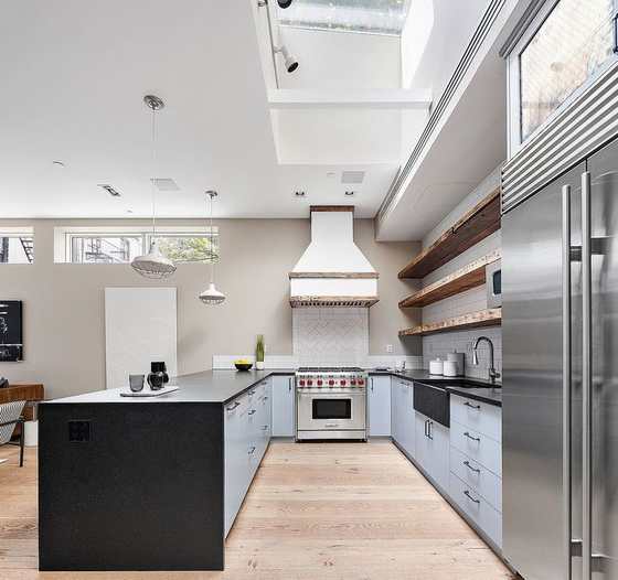 709 Sackett Street — photo 11